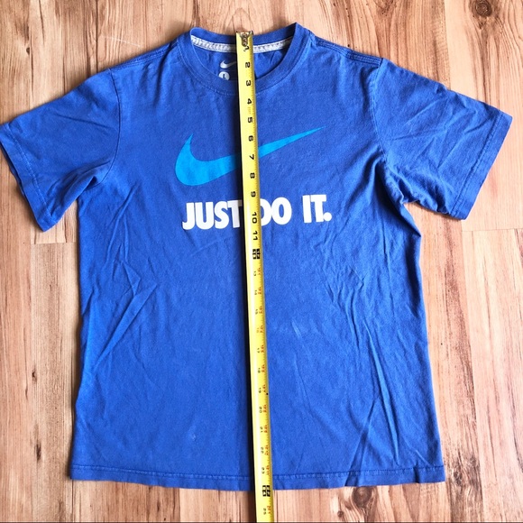 NIKE JUST DO IT Swoosh Tee Shirt Blue Large Boy’s - Picture 6 of 15